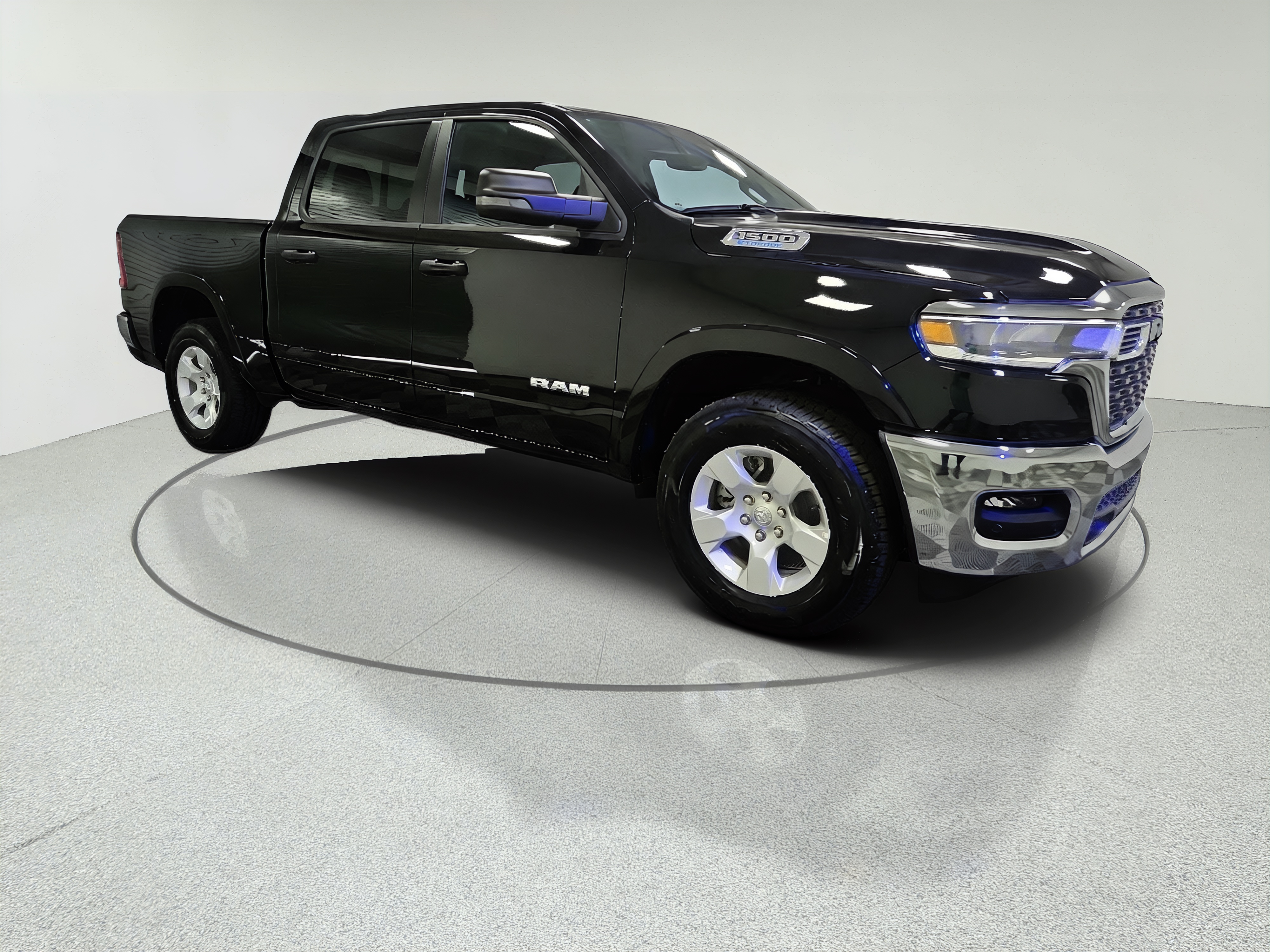 2025 RAM 1500 Big Horn/Lone Star 4x4 Crew Cab 5'7's photo