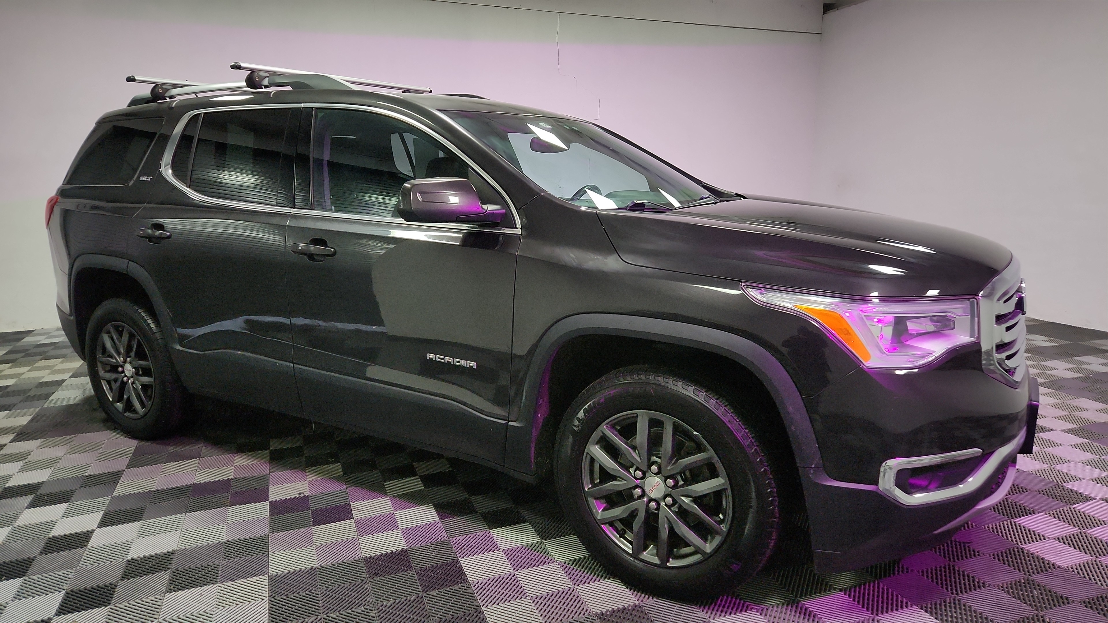 2017 GMC Acadia SLT-1's photo