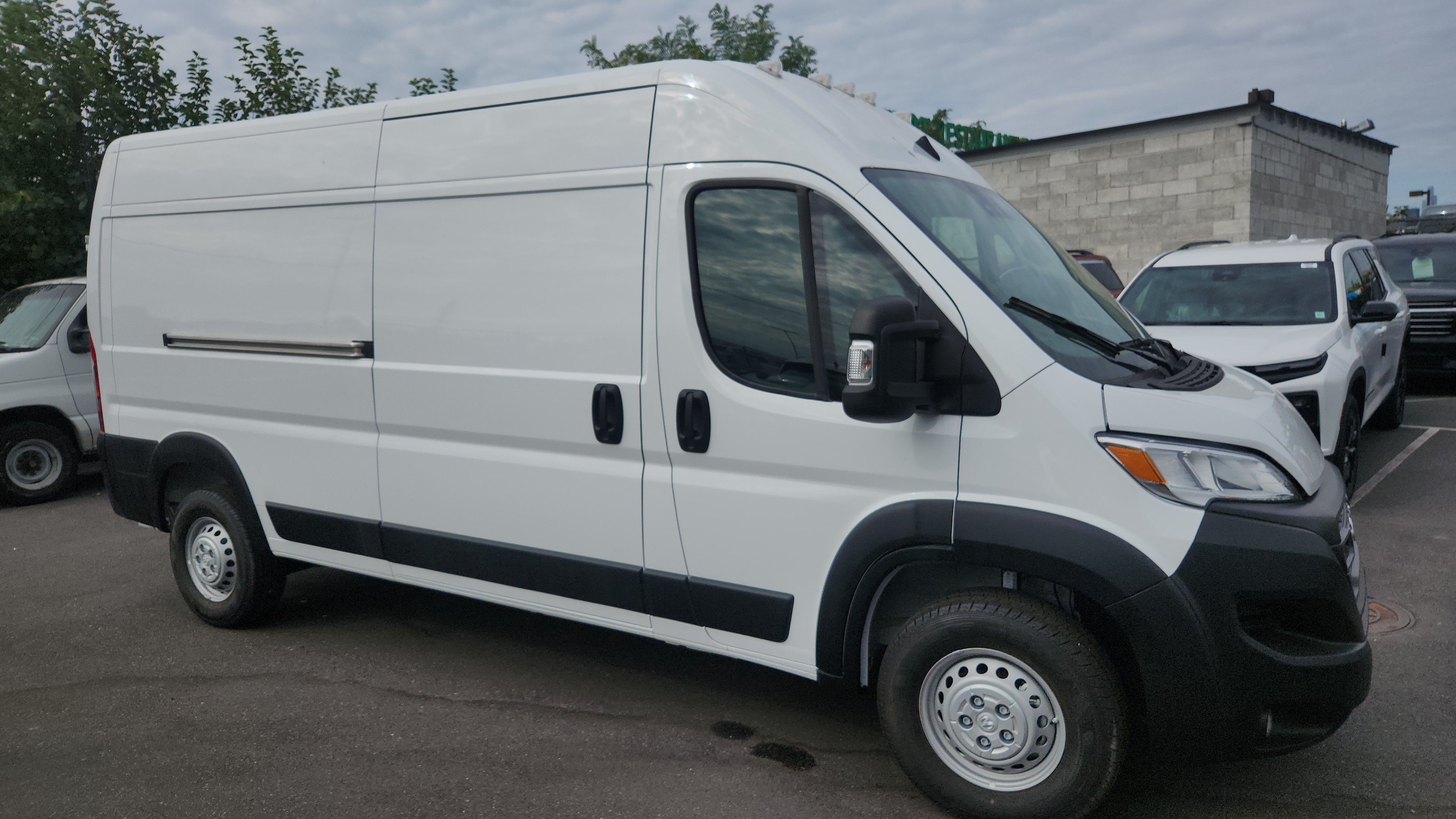 2025 RAM ProMaster Cargo Van Base's photo