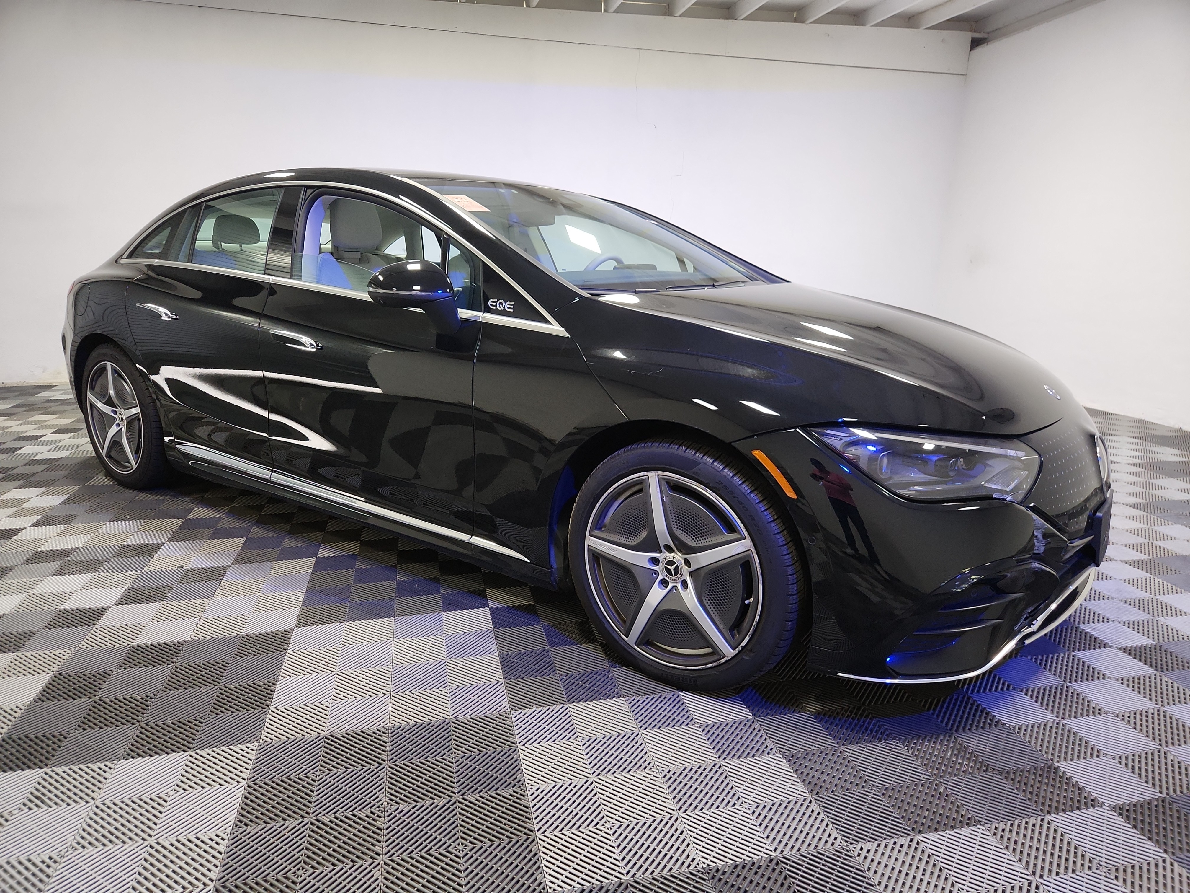 2023 Mercedes-Benz EQE Base