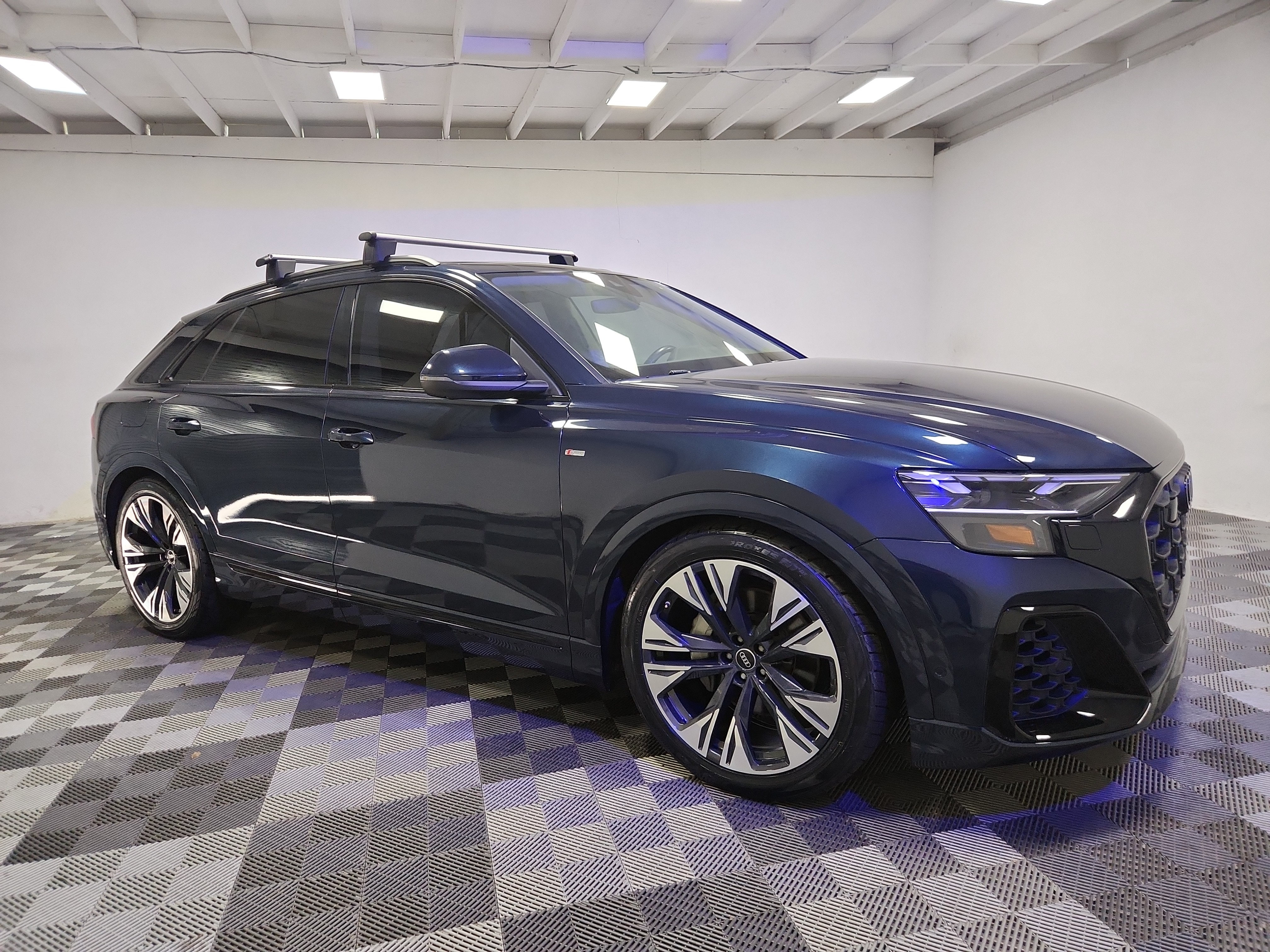 2025 Audi Q8